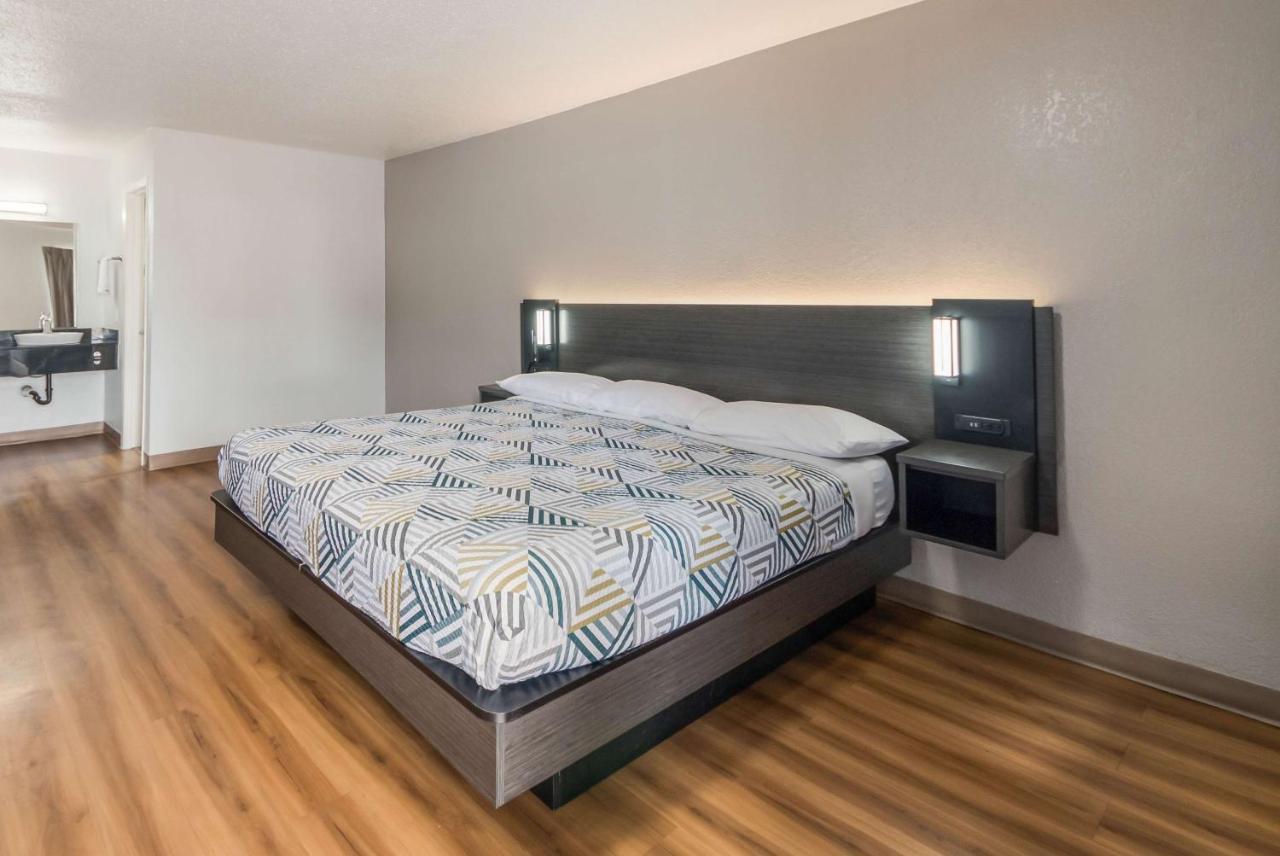 Studio 6 Laredo, Tx - North I-35 Экстерьер фото